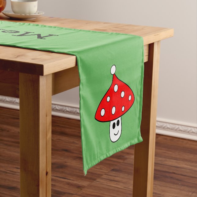 Chemin De Table Court Coureur de table de champignon de Santa Hat (In Situ)