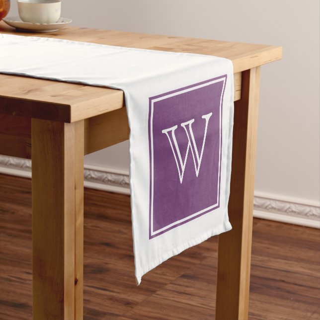 Chemin De Table Court Coureur de table Monogramme Carré violet (In Situ)