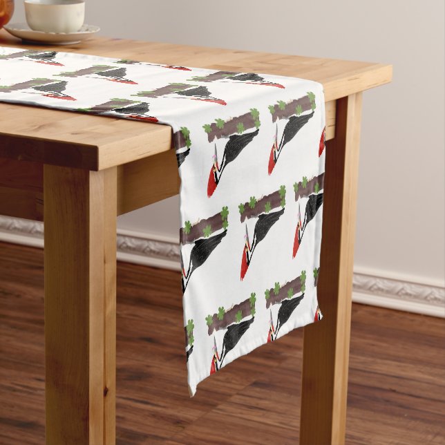 Chemin De Table Court Cue drôle Pileated woodpecker dessin d'illustratio (In Situ)