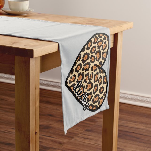 Chemin De Table Court Cute Leopard Heart Saint Valentin cadeau (In Situ)