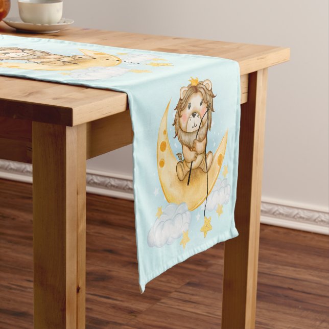 Chemin De Table Court Cute Lion Pêche sur l'aquarelle de la lune (In Situ)