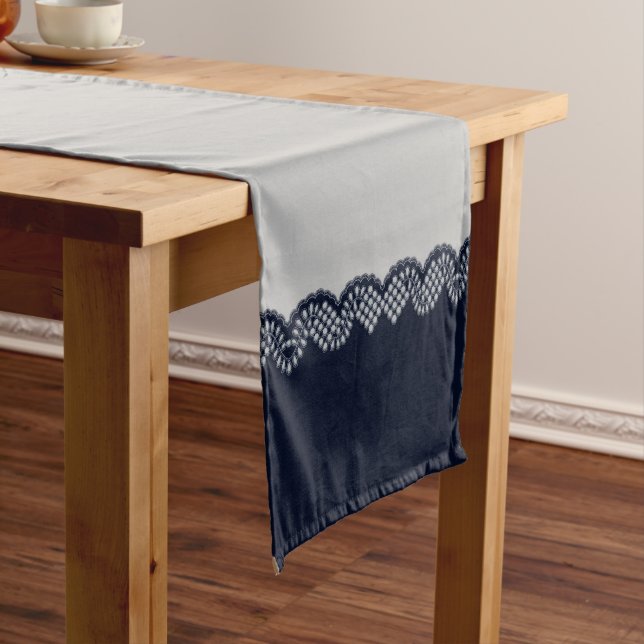 Chemin De Table Court Dentelle Crochet (In Situ)