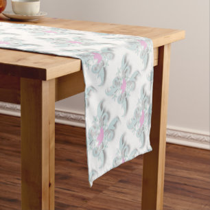 Chemin De Table Court Dove rose avec Fleurs et Fronds en argent