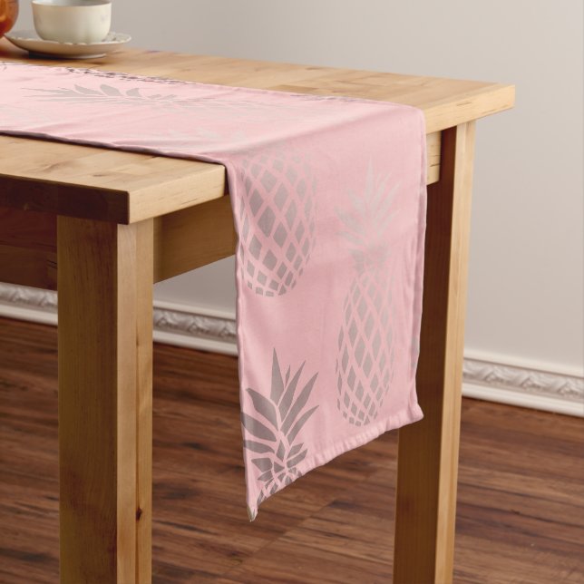Chemin De Table Court Elégant faux rose or rose ananas motif (In Situ)
