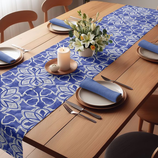 Chemin De Table Court Élégant gris-gris gris gris initial monogrammé (Créateur téléchargé)