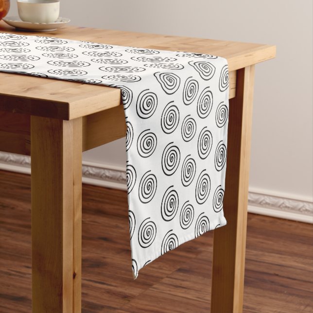 Chemin De Table Court Élégant noir et blanc moderne Table Runner (In Situ)