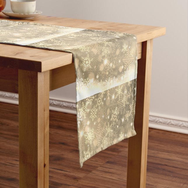 Chemin De Table Court Festive Gold Sparkle Snowflakes avec neige (In Situ)