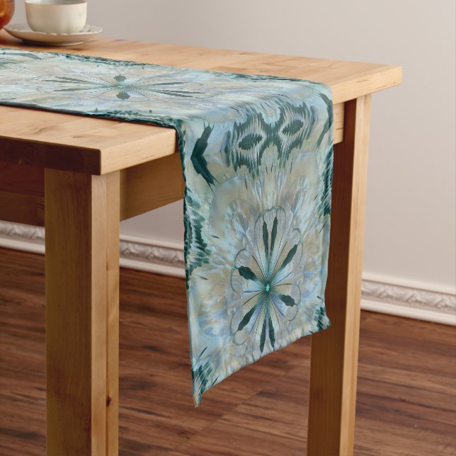 Chemin De Table Court Fleur Abstraite Fractée Turquoise Blanc Bleu Gris (In Situ)