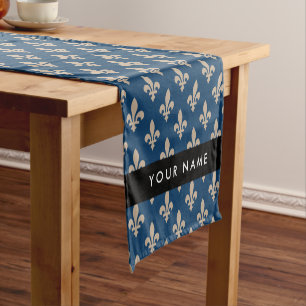 Chemin De Table Court Fleur de Lis, Beige sur Fond Bleu Marine, Royal, V