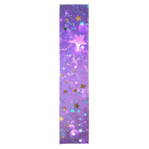 Chemin De Table Court Fond en feuille de papier violet avec des étoiles