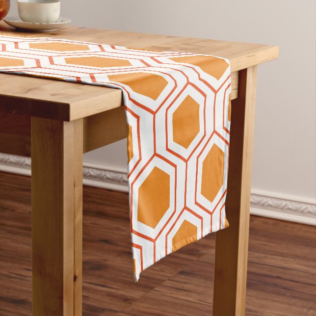 Chemin De Table Court Hexagon abstract geometrical pattern en orange et (In Situ)