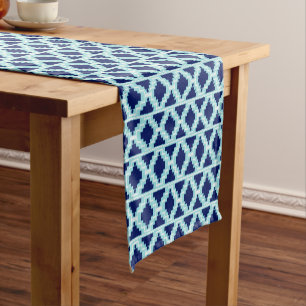 Chemin De Table Court Ikat Aztec Tribal IIndigo et bleu clair