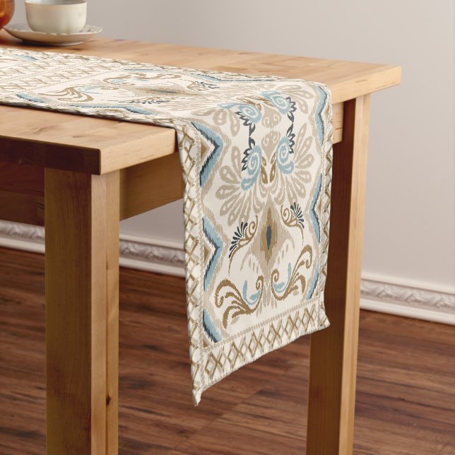 Chemin De Table Court Ikat Chevron Paisley (In Situ)