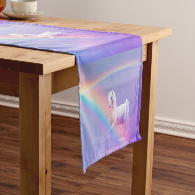 Chemin De Table Court Licorne et arc-en-ciel (In Situ)