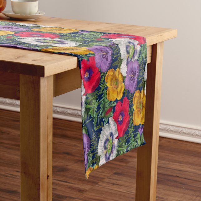 Chemin De Table Court Lilac Rouge Blanc Jaune Poppies & Feuilles verts (In Situ)