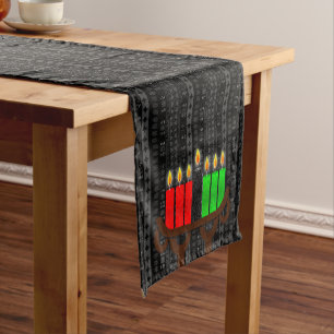 Chemin De Table Court Lit Kinara Kwanzaa avec noir, rouge et vert