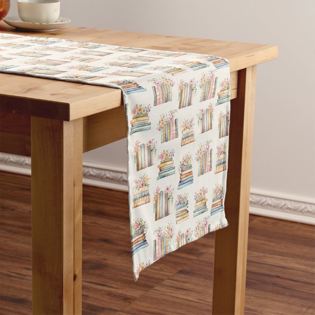 Chemin De Table Court Livres Nouveau Chapitre (A New Chapter Books Short Table Runner by Painted Paperie
)