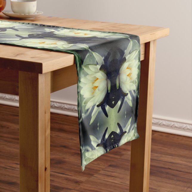 Chemin De Table Court Lotus Water Lily Flower Abstrait Art Motif (In Situ)