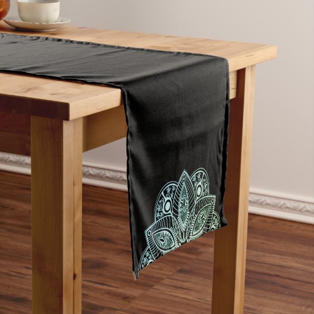 Chemin De Table Court Mandala Exotic Tribal Green Gradient (In Situ)