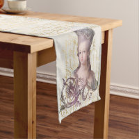 Marie Antoinette & script français Table Runner