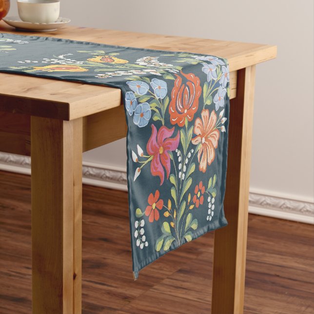 Chemin De Table Court Modèle Floral hongrois (In Situ)