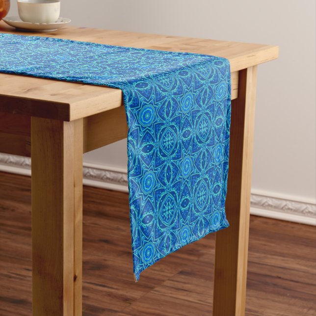 Chemin De Table Court Motif d'aquarelle Abstrait - Denim Blue (In Situ)