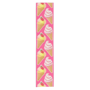 Chemin De Table Court Motif rose Kawaii avec crème glacée aux fraises
