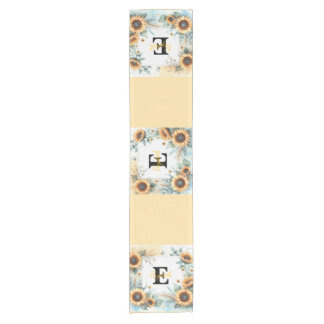 Chemin De Table Court Nom du monogramme pasterose de tournesol floral