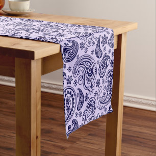 Chemin De Table Court Paisley vintage bleu foncé sur lavande