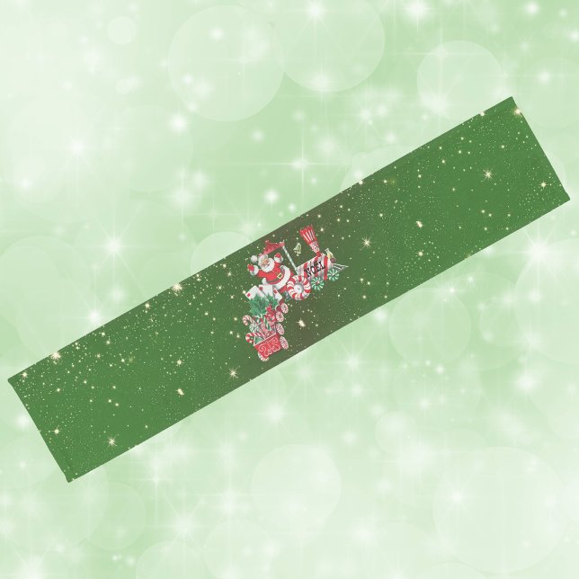 Chemin De Table Court Père Noël sur Noël Train Candy Lettres Or Stars (Santa riding Christmas train with candy, letters on dark green with gold stars holiday table runner.)