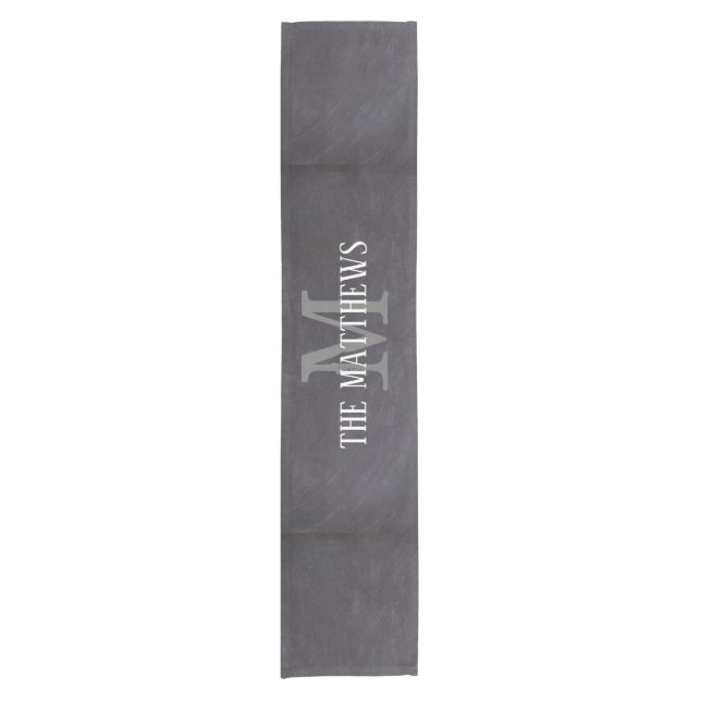 Chemin De Table Court Personnalisé Rustic Black Chalkboard Nom Monogramm (Devant)