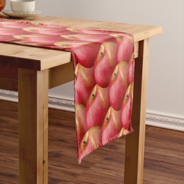 CHEMIN DE TABLE COURT POMMES ROUGES DÉLICIEUSES (In Situ)