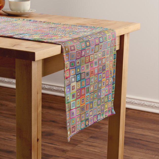 Chemin De Table Court Retro Geometric Square Tile Pattern (In Situ)