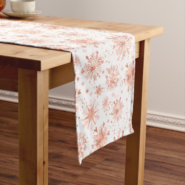 Chemin De Table Court Rose Gold Snowflakes en blanc (In Situ)