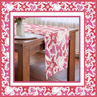 Chemin De Table Court Style Différent De Fleur & Coeurs Motif