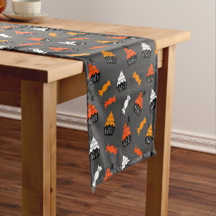 Chemin De Table Court Symboles d'Halloween Bonbons et cupcakes motifs