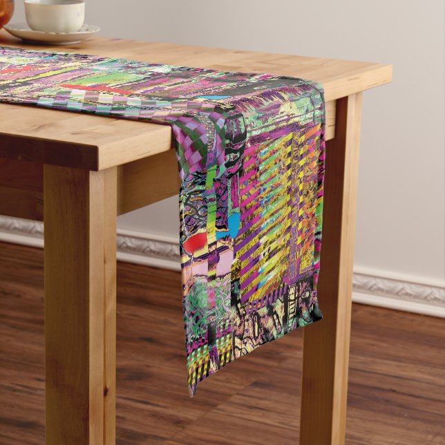 Chemin De Table Court Table Runner – Urban Fractals (In Situ)