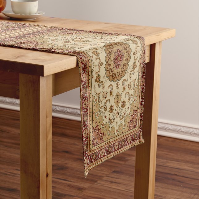 Chemin De Table Court Tapis perse rouge et tan (In Situ)