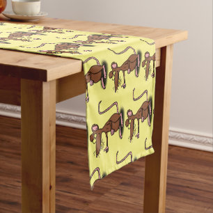 Chemin De Table Court Un rat brun mignon pouce vers le haut dessin animé