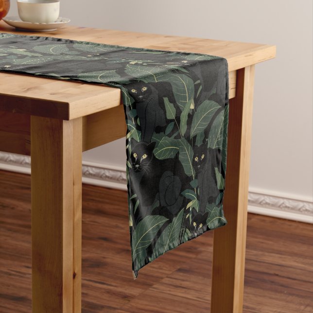 Chemin De Table Long Chat sauvage noir moderne (In Situ)