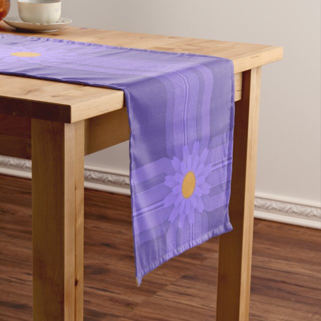 Chemin De Table Long Fleur Violette Simple sur Croix Moderne (In Situ)