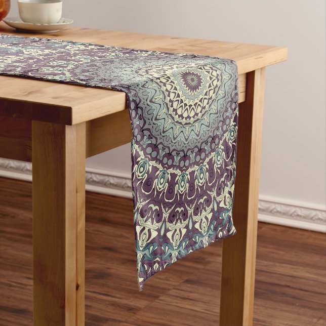Chemin De Table Long Motif de mandala violet sarcelle et crème (In Situ)