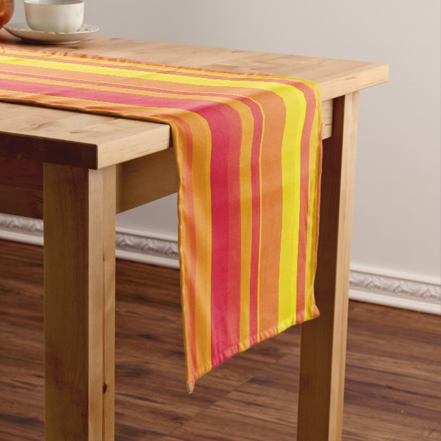 Chemin De Table Long Orange rouge jaune rayures (In Situ)