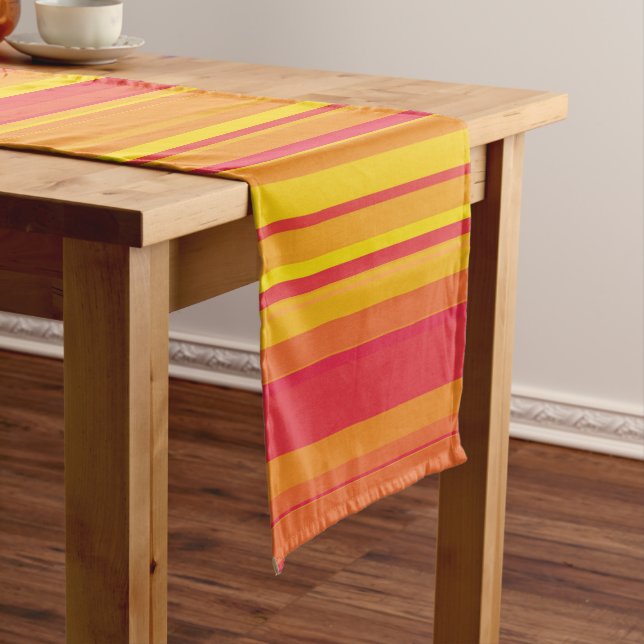 Chemin De Table Long Orange rouge jaune rayures (In Situ)