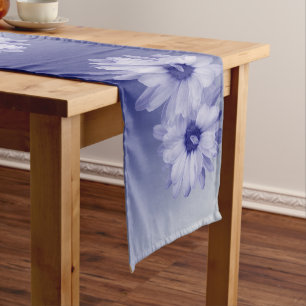 Chemin De Table Long pétales bleus tordus