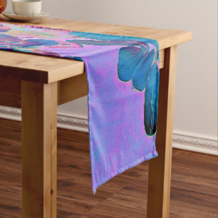 Chemin De Table Moyen Élégant bleu foncé et lumière magenta Hydrangea