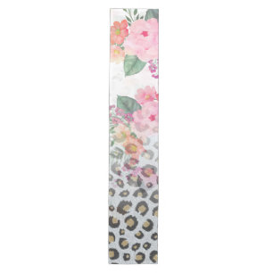 Chemin De Table Moyen Fleurs roses Empreintes de léopard noires en argen