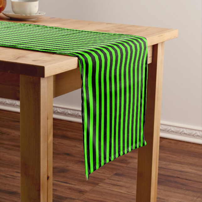 Chemin De Table Moyen Halloween Slime Green et Black Stripe (In Situ)