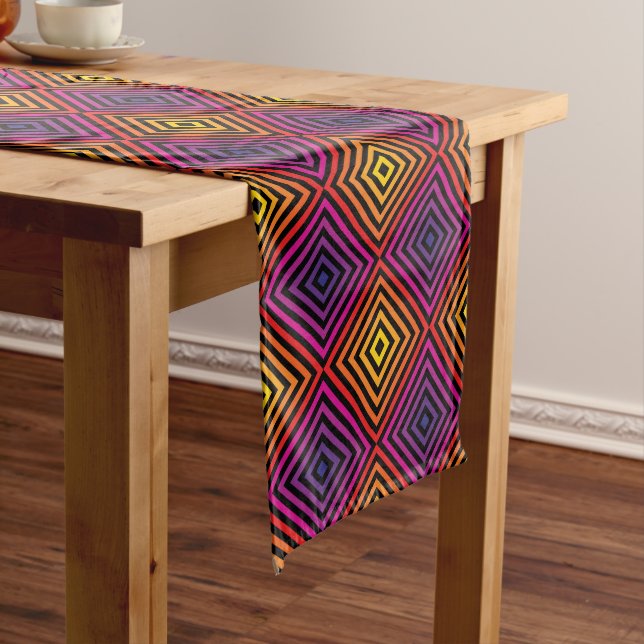 Chemin De Table Moyen Motif psychédélique Rainbow Chevron (In Situ)