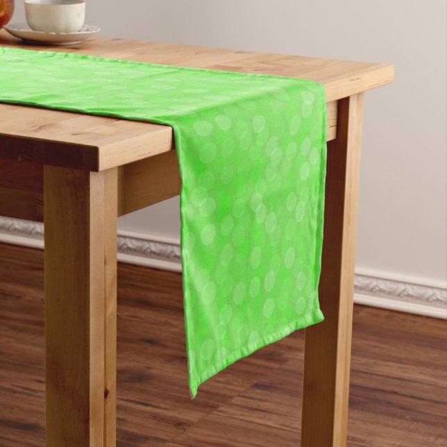 Chemin De Table Moyen points verts émeraude (In Situ)